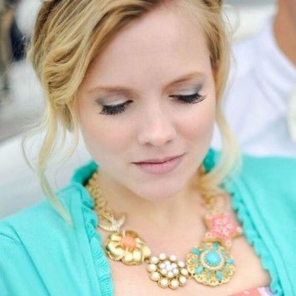 Stella & Dot Bird of Paradise Statement Necklace Gold Turquoise Coral Retired - Picture 4 of 10